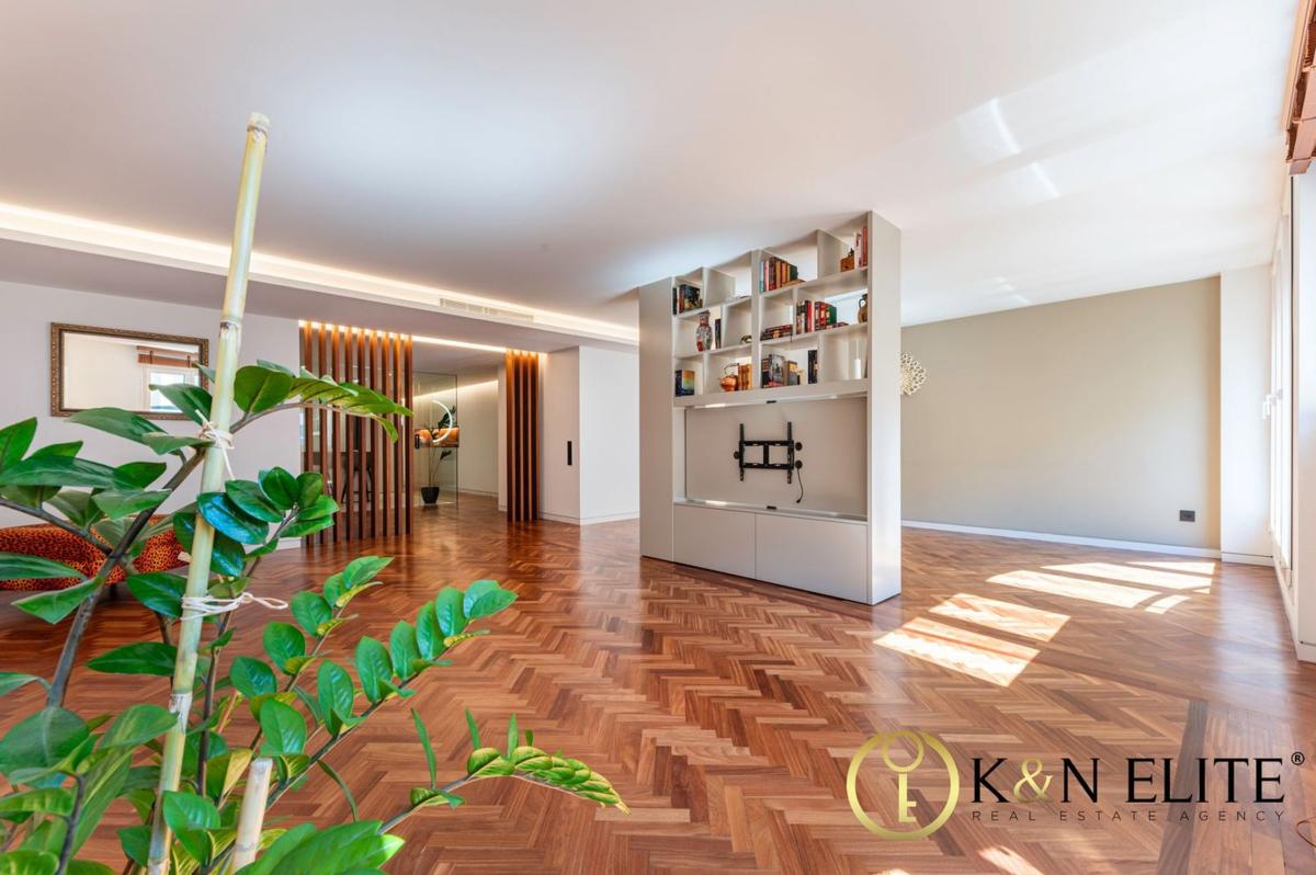 Venta de piso en Piso en Avenida Maisonnave, Ensanche-Diputación, Alicante / Alacant, Alicante / Alacant
 photo 3