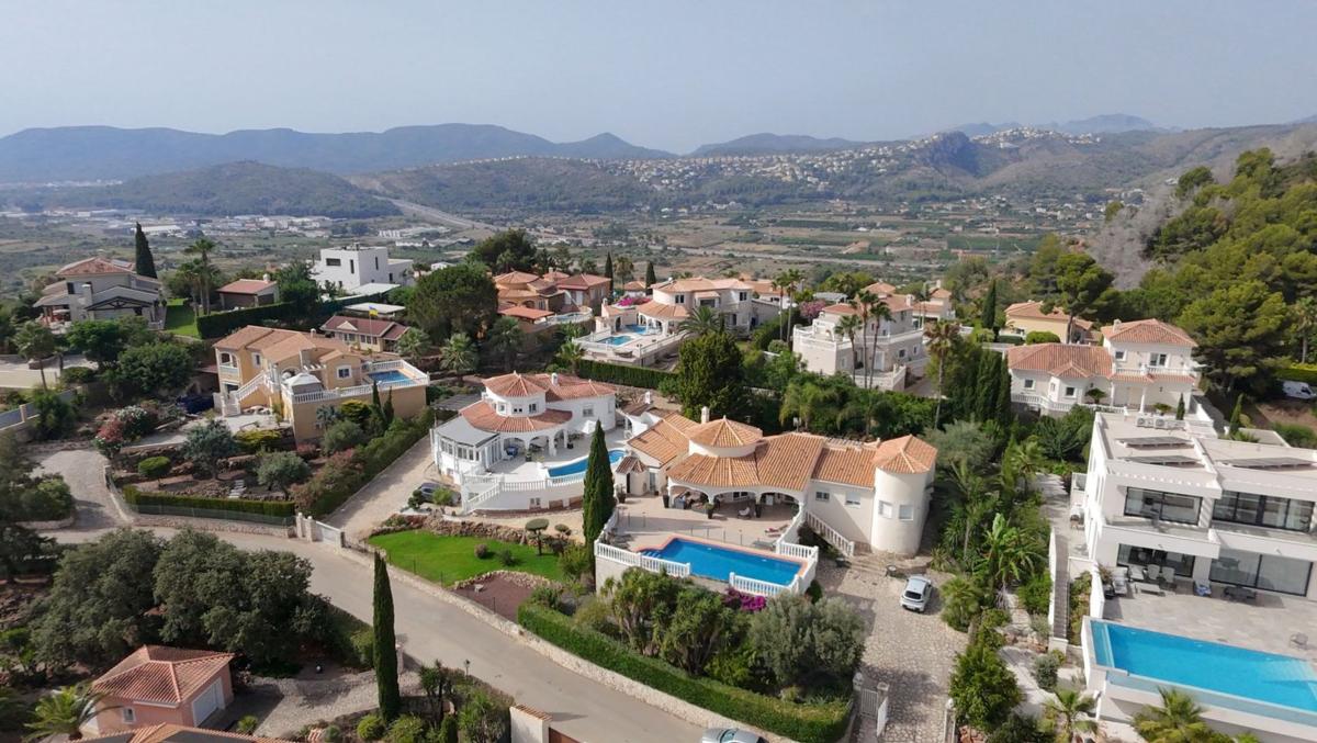 Properties for sale and rent in Spain photo 5