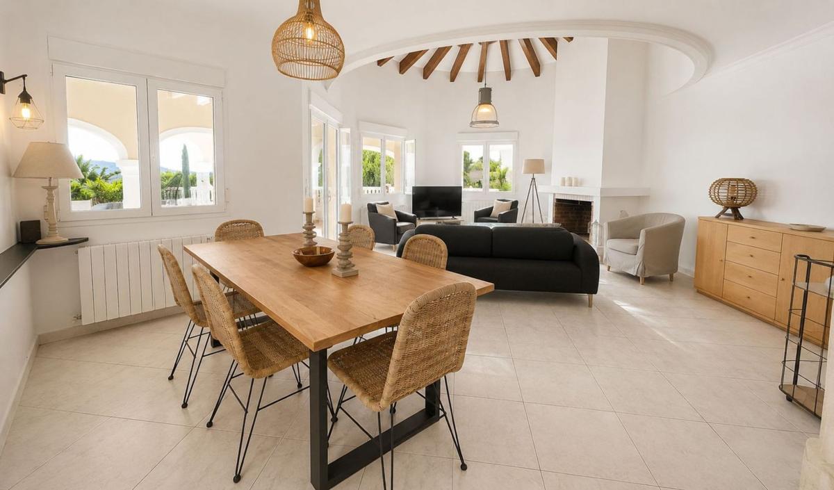 Properties for sale and rent in Spain photo 4