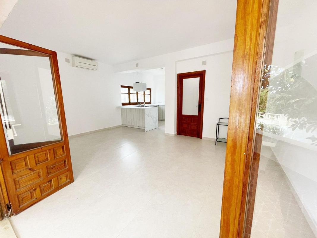 Properties for sale and rent in Spain photo 5