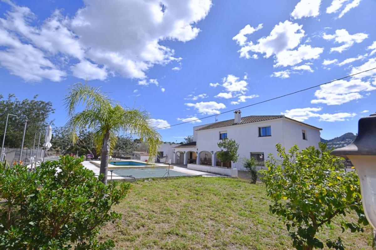 Продажа загородного участка в Finca rústica en Partida Pinella, La Xara - La Sella - Jesús Pobre, Denia , Дения photo 1