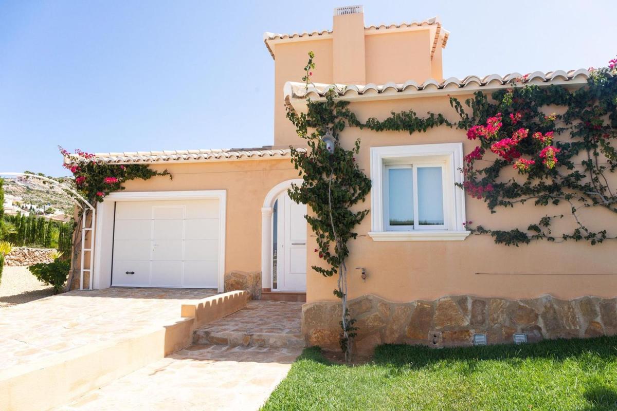 Продажа отдельного шале в Casa o chalet en Calle Magnolias, 171, Cumbre del Sol, Benitachell, Бенитачель photo 3