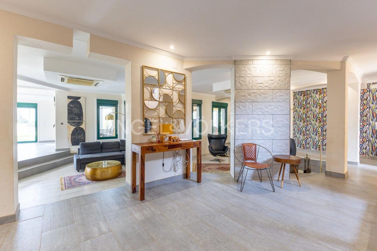 Properties for sale and rent in Spain photo 5