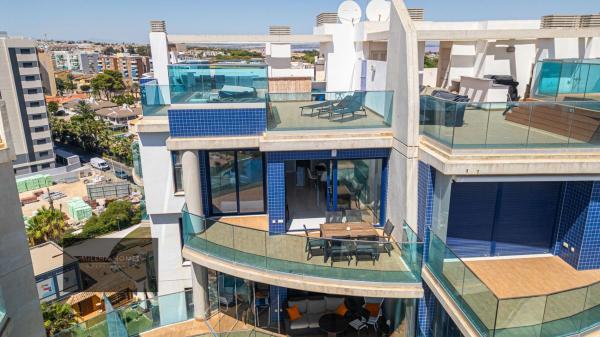 Ático en venta en Ático en Calle Mar Llana, Punta Prima, Torrevieja, Torrevieja thumbnail 3