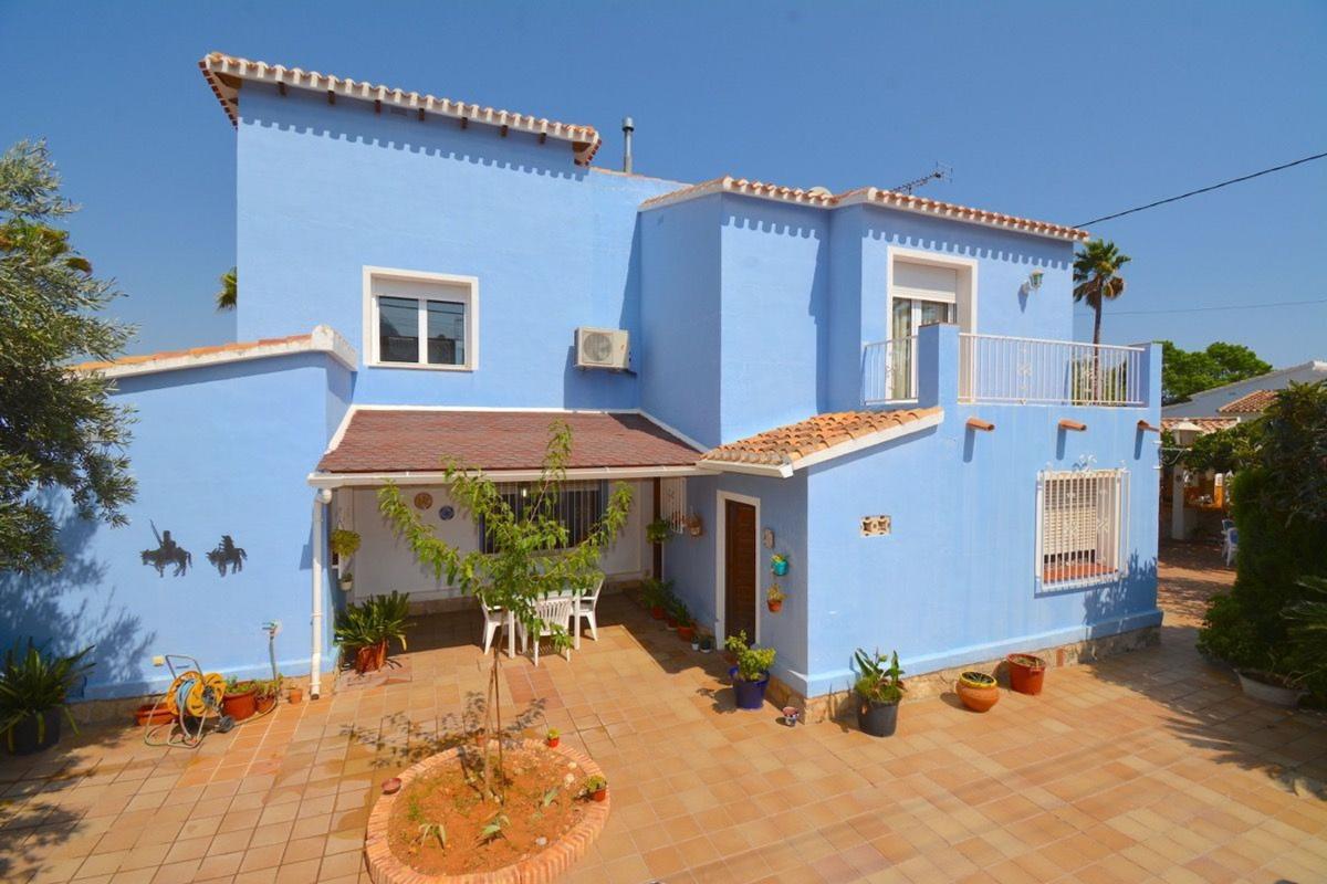 Properties for sale and rent in Spain photo 3