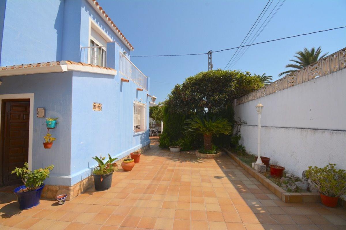 Properties for sale and rent in Spain photo 5
