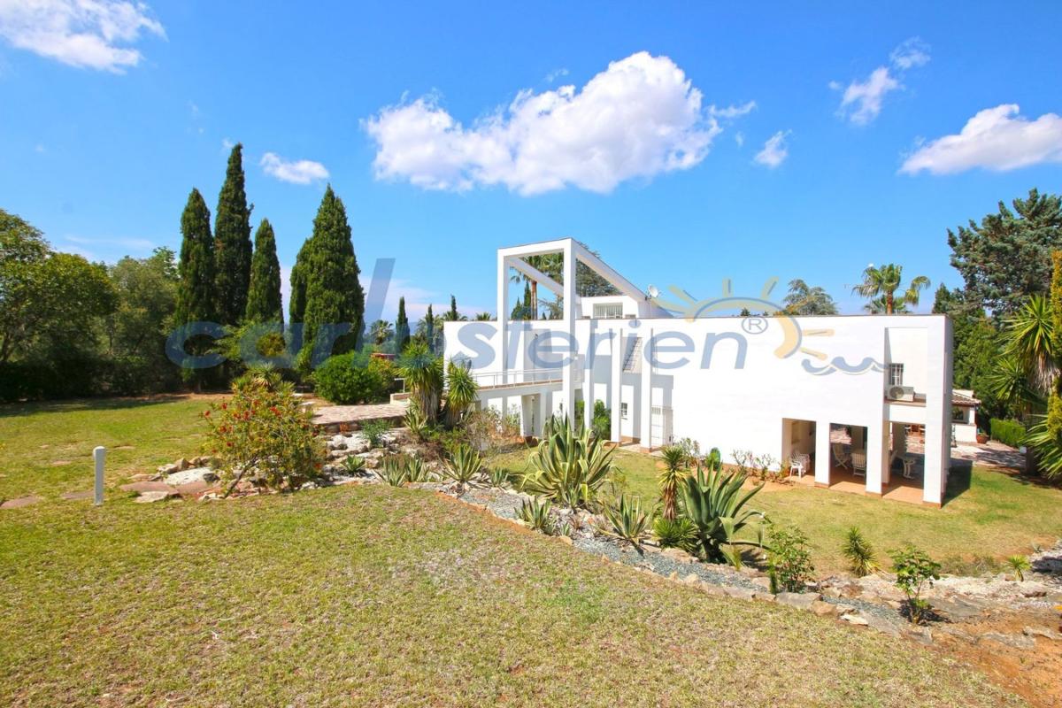 Properties for sale and rent in Spain photo 3