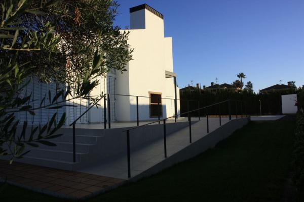 Casa o chalet independiente en Avenida del Mediterráneo, 20, Monforte del Cid photo 4