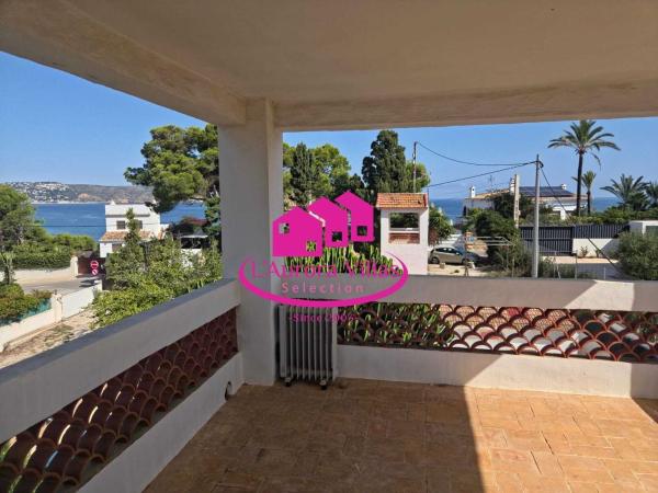 Casa o chalet independiente en Cala Blanca, Jávea/Xàbia thumbnail 2