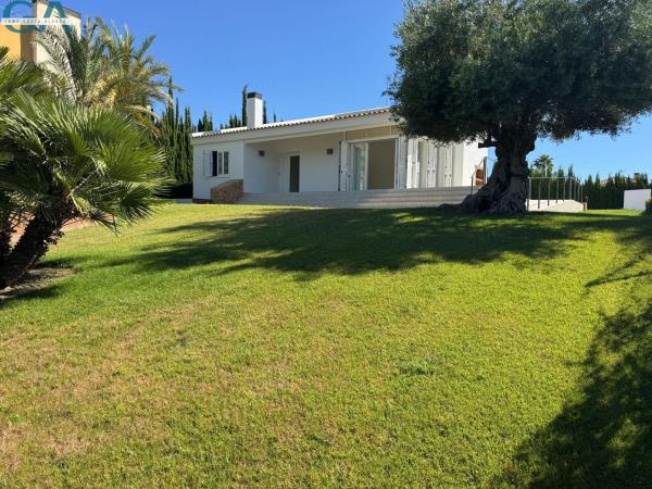 Casa o chalet independiente en Monforte del Cid photo 1
