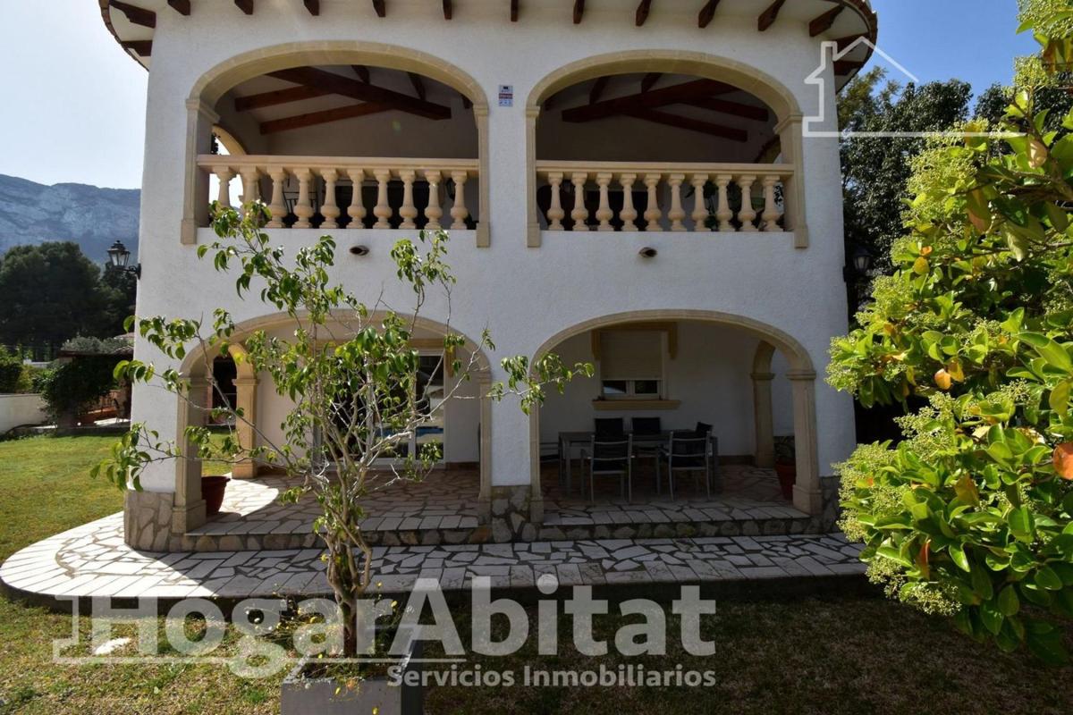 Properties for sale and rent in Spain photo 3