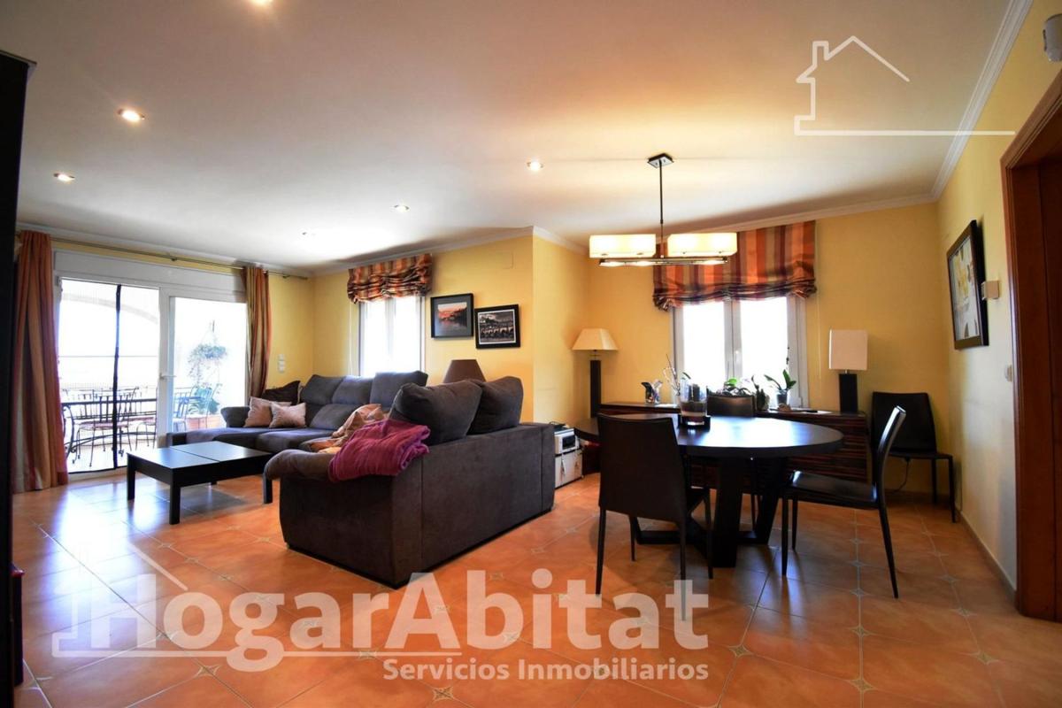 Properties for sale and rent in Spain photo 4