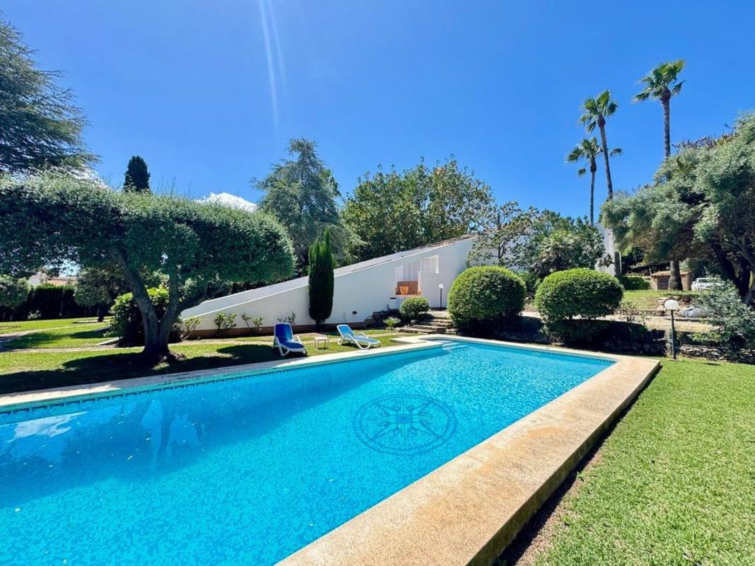 Properties for sale and rent in Spain photo 2