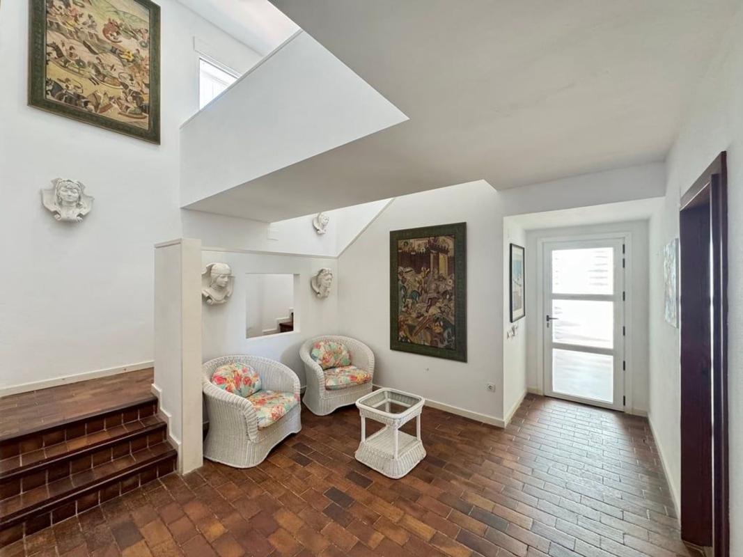 Properties for sale and rent in Spain photo 4