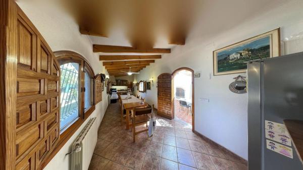 Rustic farm for sale in  Finca rústica en Partida Agualejas, 36336, Campo Alto, Elda , Elda photo 4