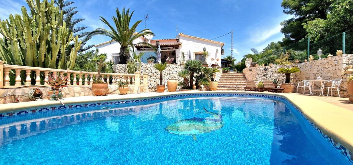 Properties for sale and rent in Spain photo 1