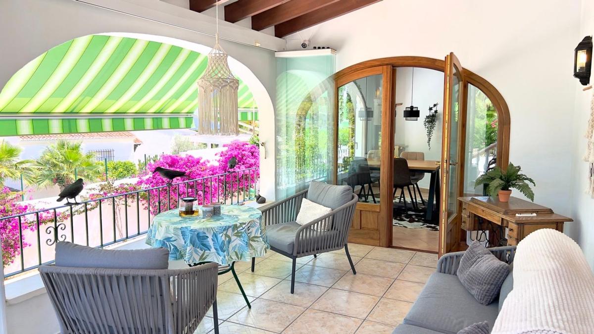 Properties for sale and rent in Spain photo 3