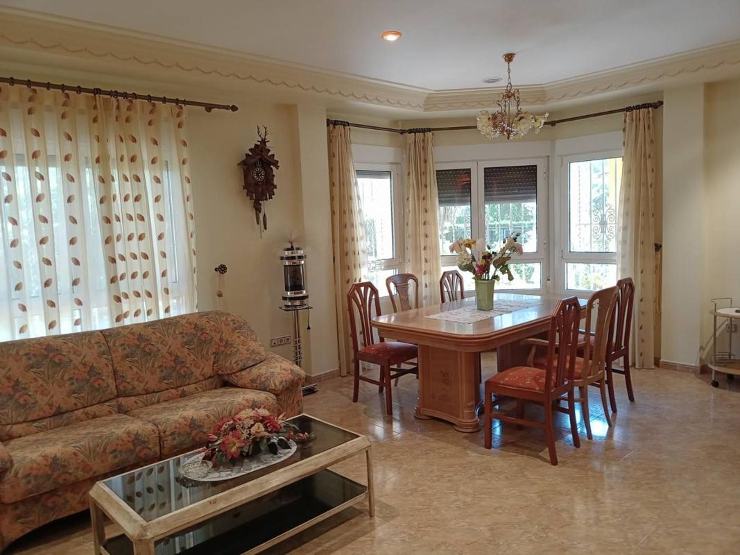 Properties for sale and rent in Spain photo 2