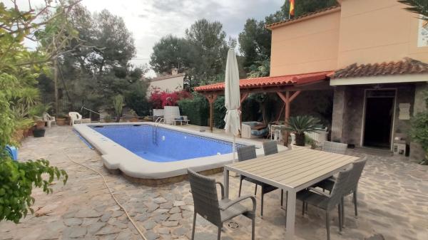 Casa o chalet independiente en Calle Girona, Pueblo Español - Coveta Fumá, El Campello photo 1