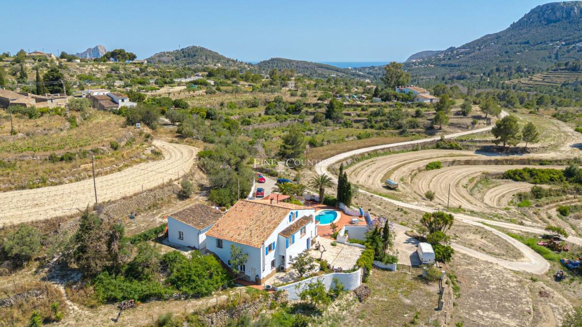 Propiedades en venta y alquiler en España photo 2