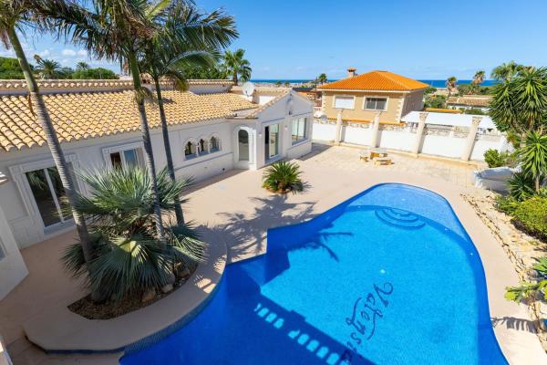 Casa o chalet independiente en Calle Parra, 3, El Montgó, Denia thumbnail 3