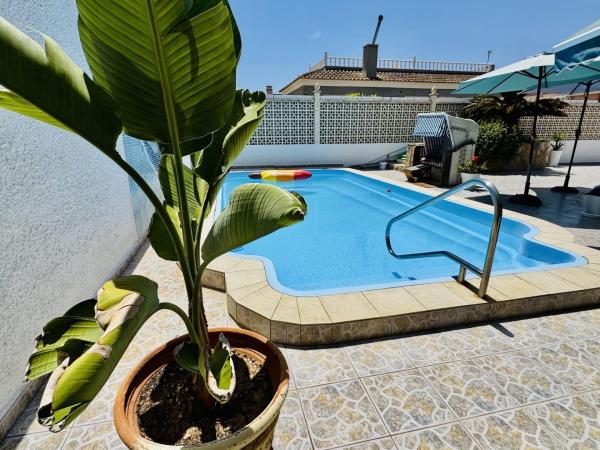 Chalet wolnostojący na sprzedaż w  La Siesta - El Salado - Torreta , Torrevieja photo 4