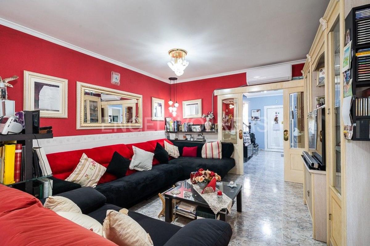 Properties for sale and rent in Spain photo 5