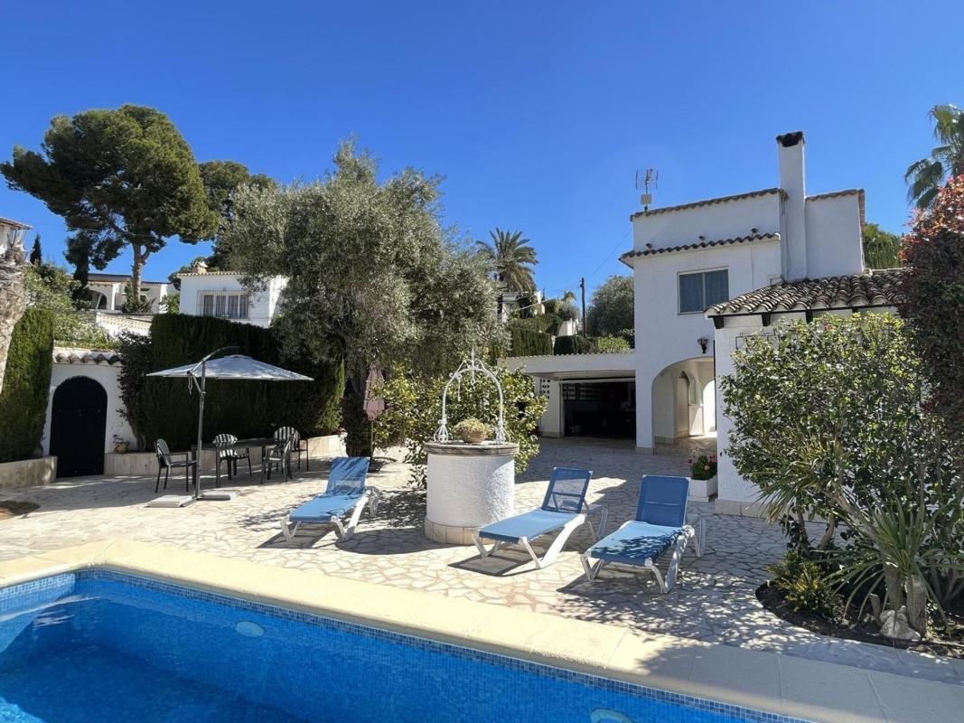 Properties for sale and rent in Spain photo 2