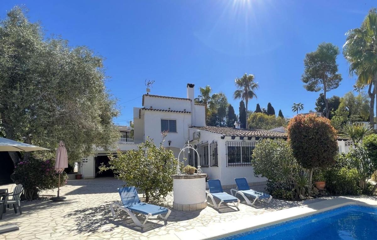 Properties for sale and rent in Spain photo 3