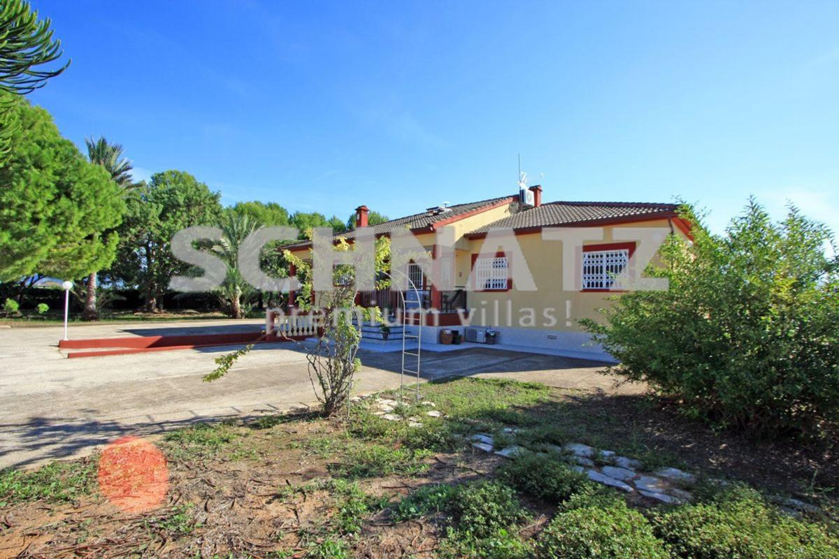 Sale of independent chalet in Casa o chalet en Els Poblets, Els Poblets
photo 1
