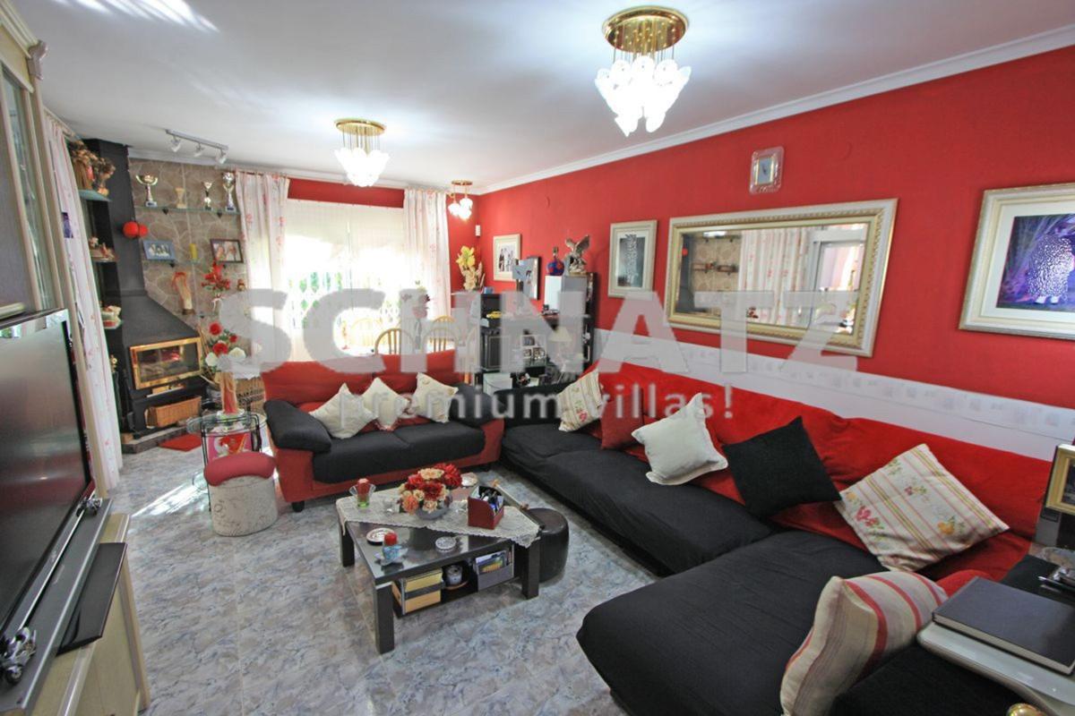 Sale of independent chalet in Casa o chalet en Els Poblets, Els Poblets
photo 5