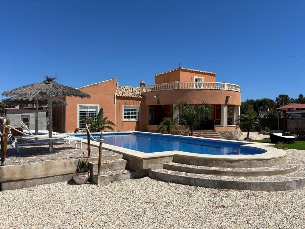 Properties for sale and rent in Spain photo 1