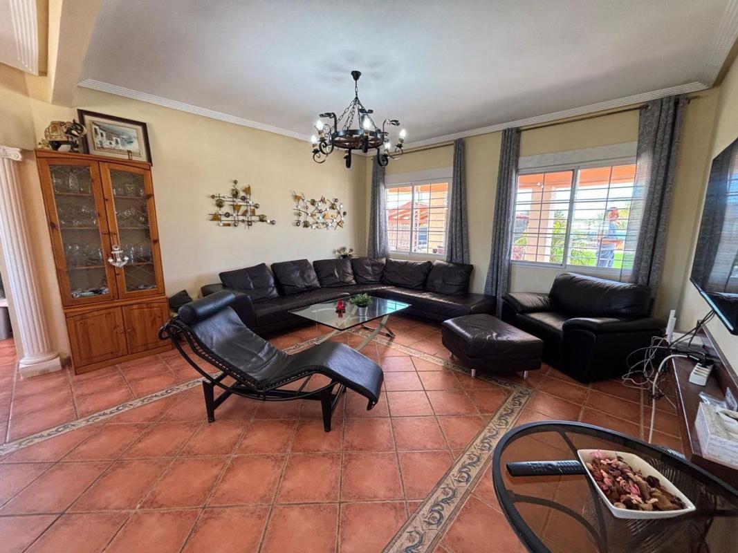 Properties for sale and rent in Spain photo 2