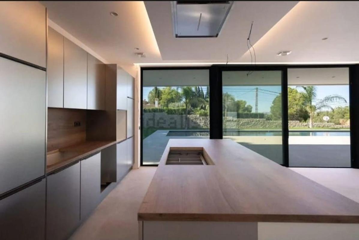 Properties for sale and rent in Spain photo 3