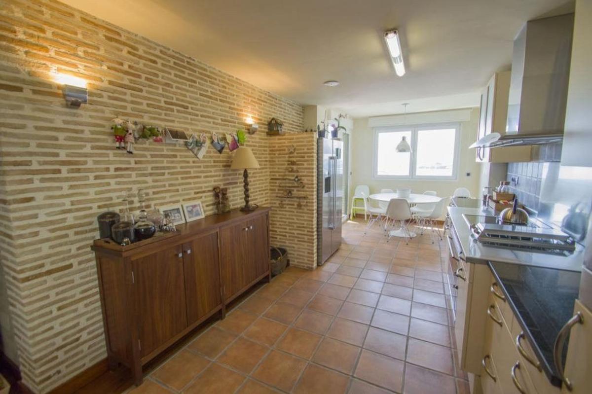 Недвижимость на продажу и в аренду в Испании photo 5