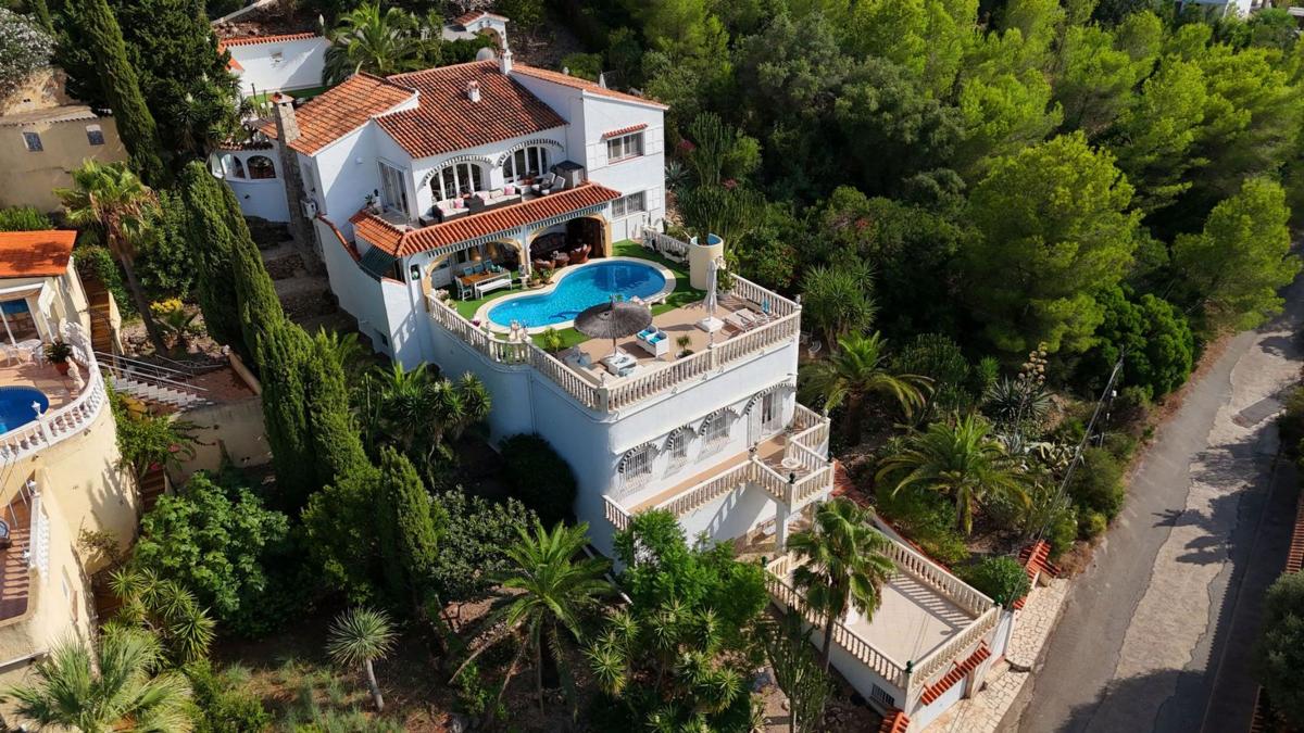 Properties for sale and rent in Spain photo 3