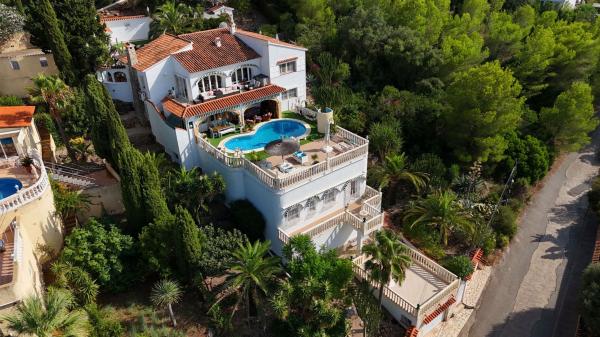 Casa o chalet independiente en Calle Leto, La Pedrera-Vessanes, Denia photo 3