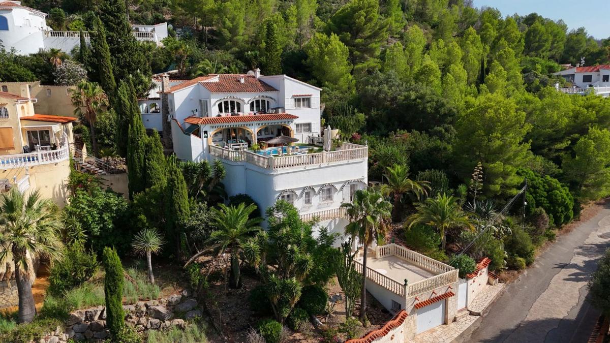 Properties for sale and rent in Spain photo 4