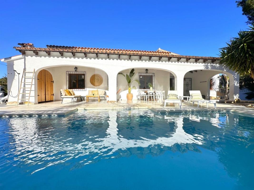 Properties for sale and rent in Spain photo 3