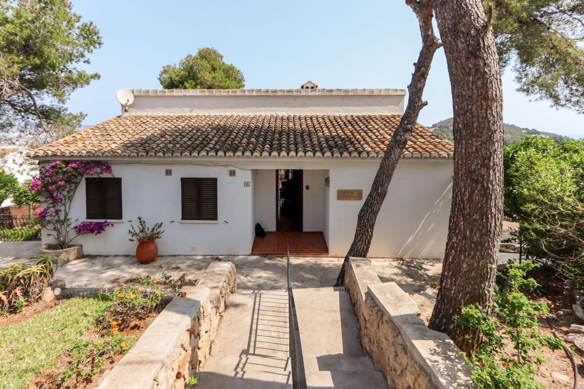 Properties for sale and rent in Spain photo 5