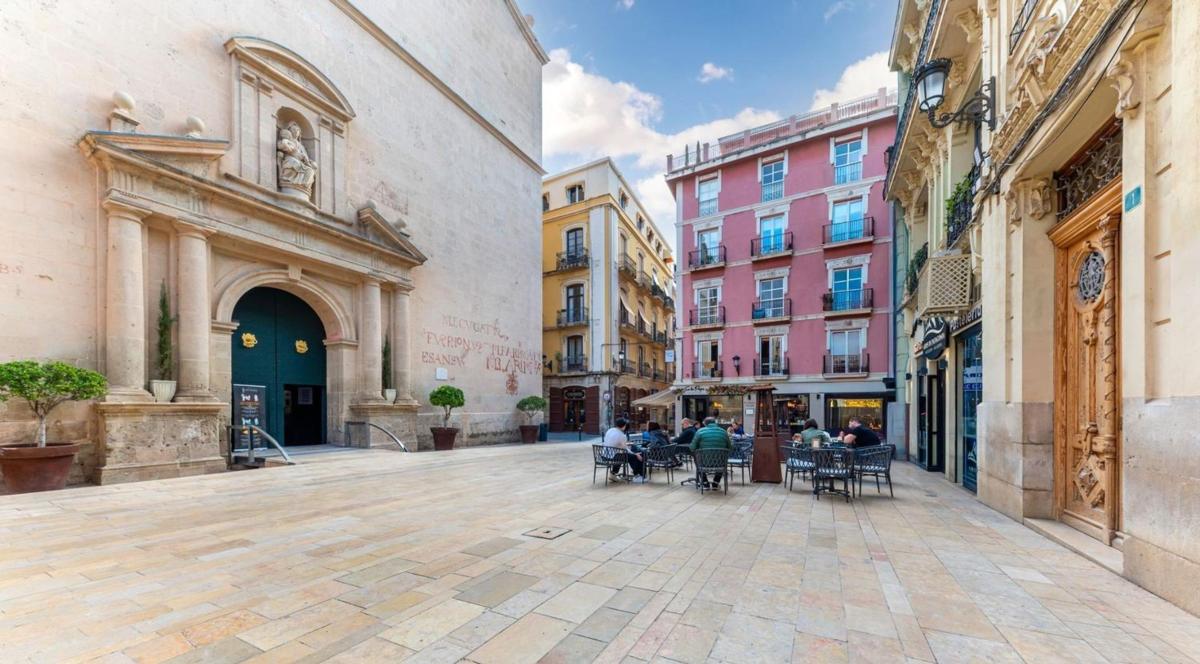 Venta de piso en Piso en Casco Histórico-Santa Cruz, Alicante / Alacant, Alicante / Alacant
photo 4