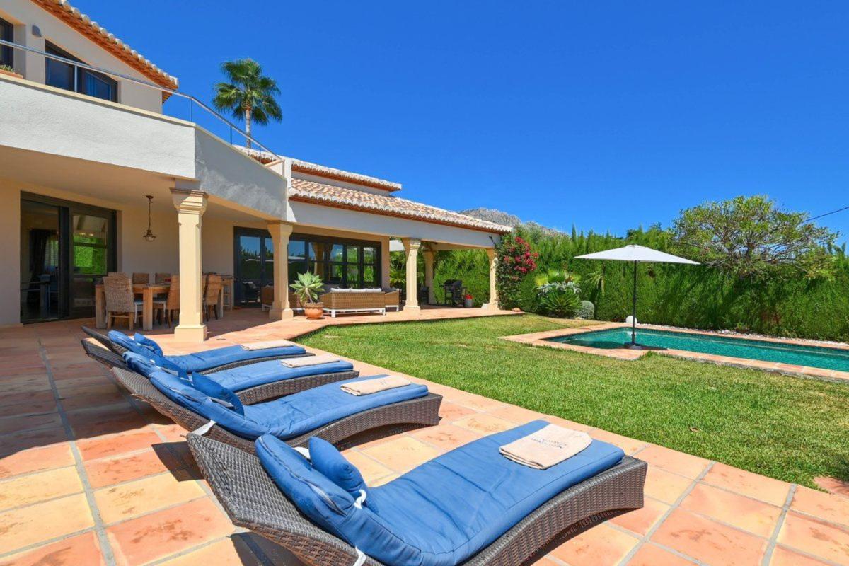 Properties for sale and rent in Spain photo 5