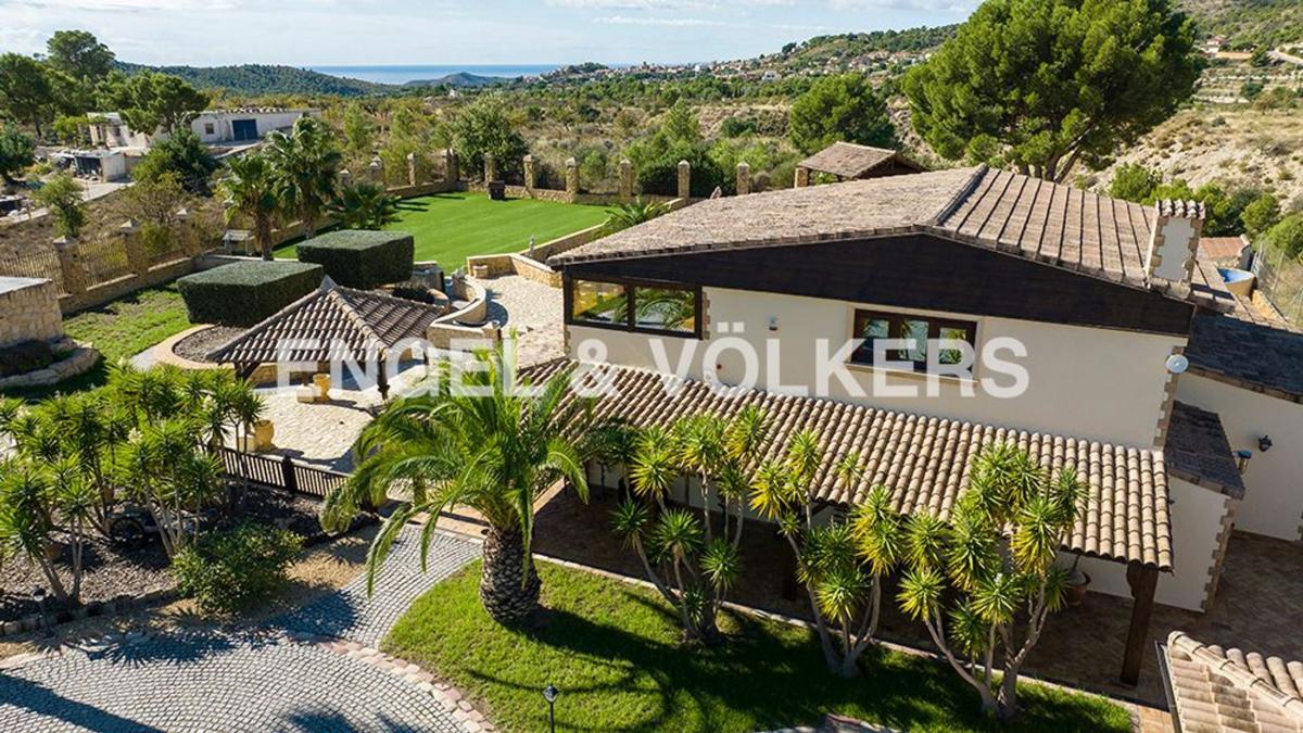 Propiedades en venta y alquiler en España photo 3
