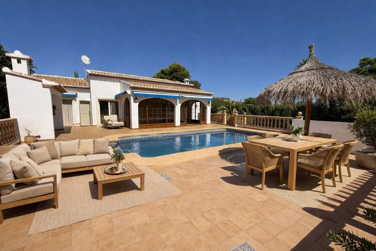 Venta de chalet independiente en Casa o chalet en Pinar de Advocat-Cometa, Moraira, Moraira
 photo 2