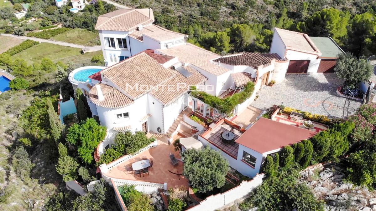 Properties for sale and rent in Spain photo 1