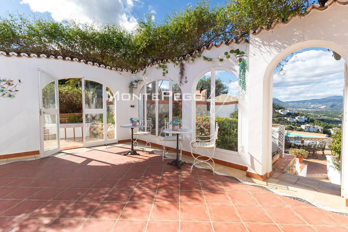 Properties for sale and rent in Spain photo 5