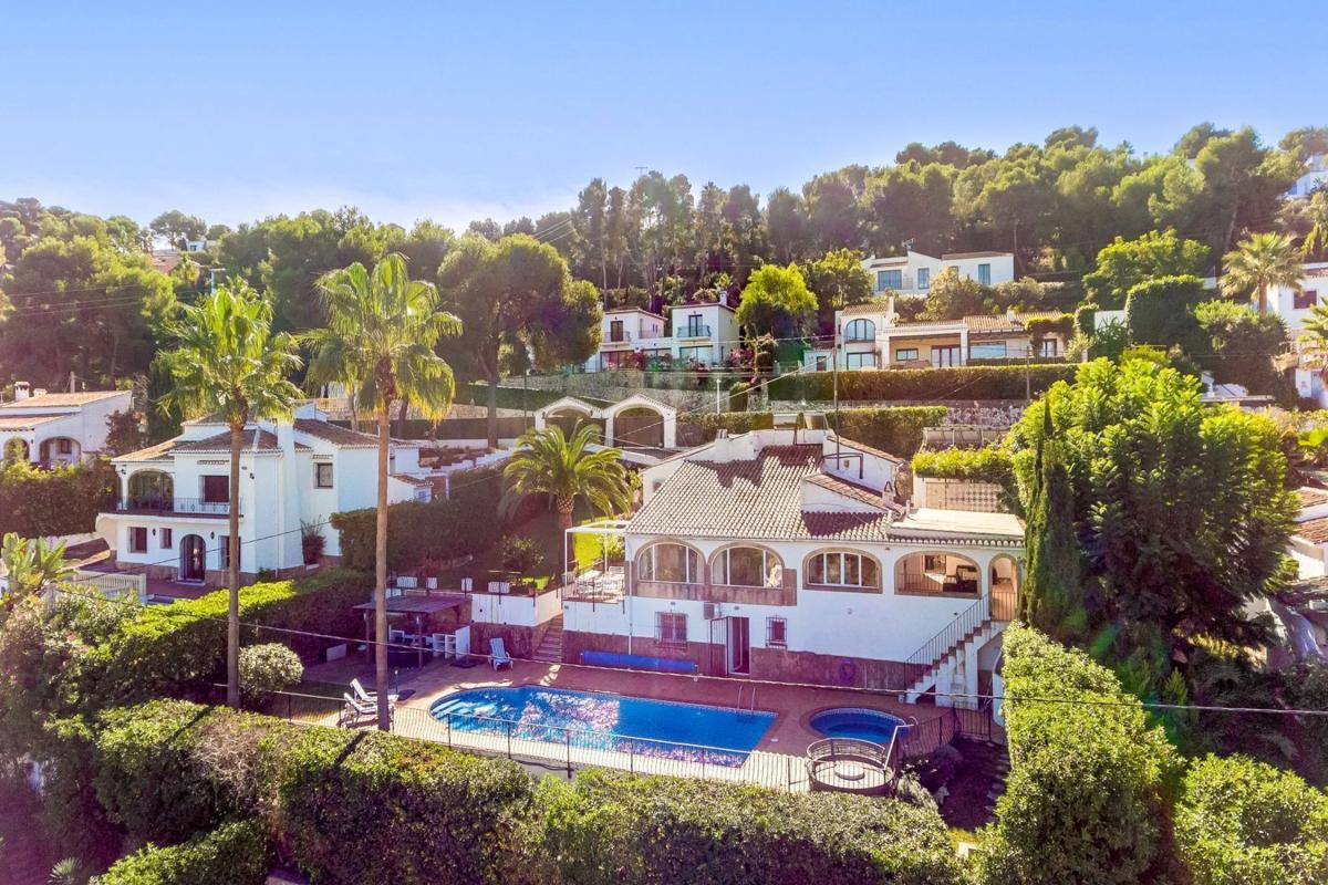 Properties for sale and rent in Spain photo 1
