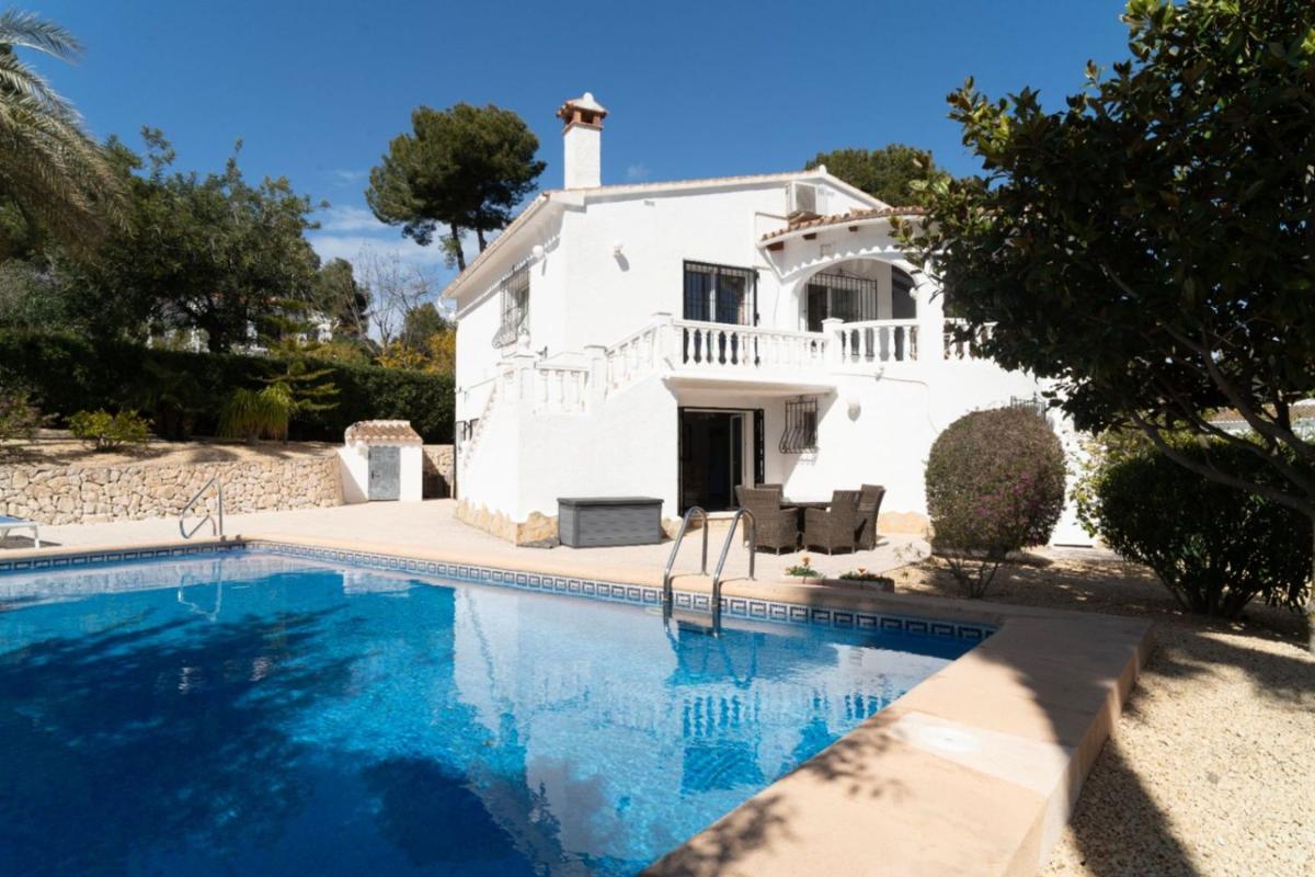 Sale of independent chalet in Casa o chalet en Paichi, Moraira, Moraira
 photo 3