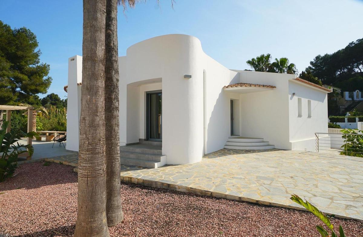 Properties for sale and rent in Spain photo 4