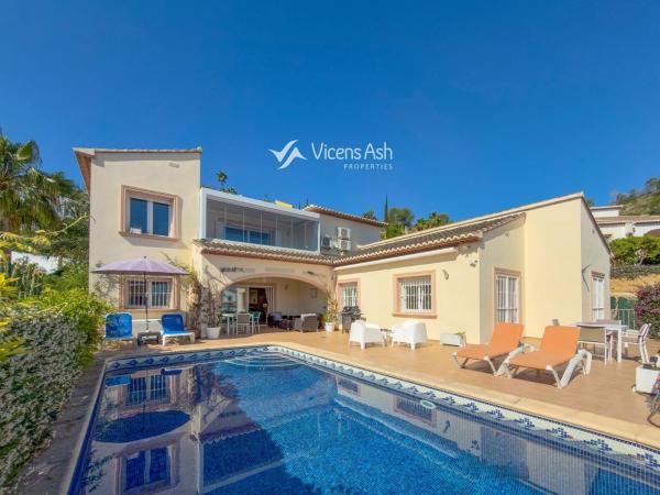 Casa o chalet independiente en Calle Amelia Peláez, Pinomar - Pinosol, Jávea/Xàbia photo 1